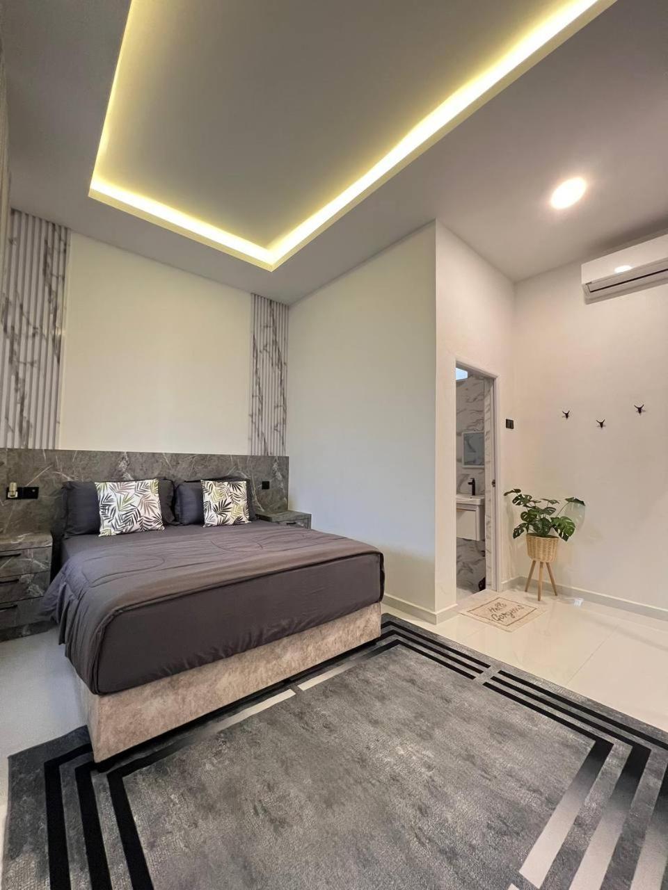 Auranad Tinyhouse Bandar Tanah Merah Wifi Netflix ภายนอก รูปภาพ