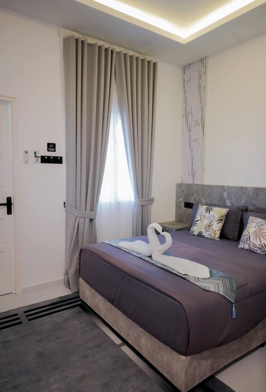 Auranad Tinyhouse Bandar Tanah Merah Wifi Netflix ภายนอก รูปภาพ