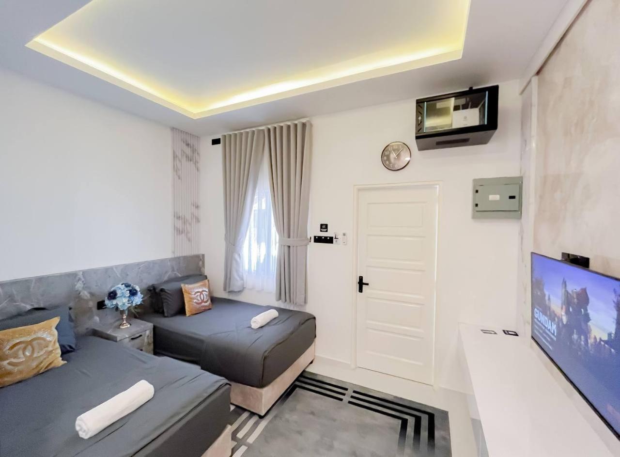 Auranad Tinyhouse Bandar Tanah Merah Wifi Netflix ภายนอก รูปภาพ